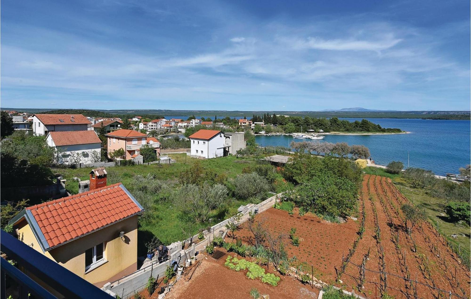 Beautiful Apartment In Raslina With Wifi Εξωτερικό φωτογραφία